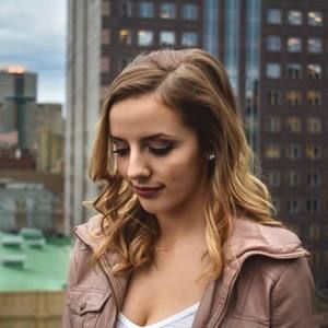 Meet your Posher, Julianna